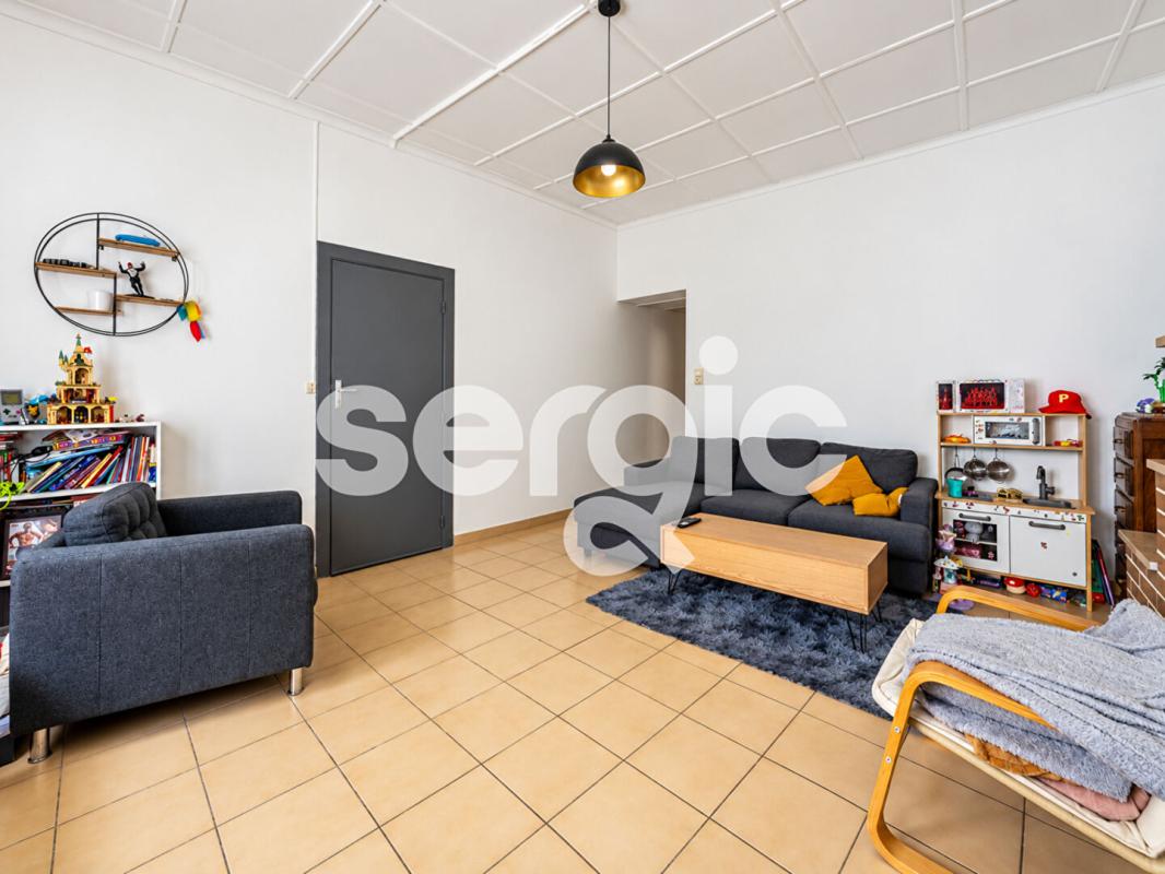 Maison 94 m² · à Hénin-Beaumont · 94 m² · 87 000 €