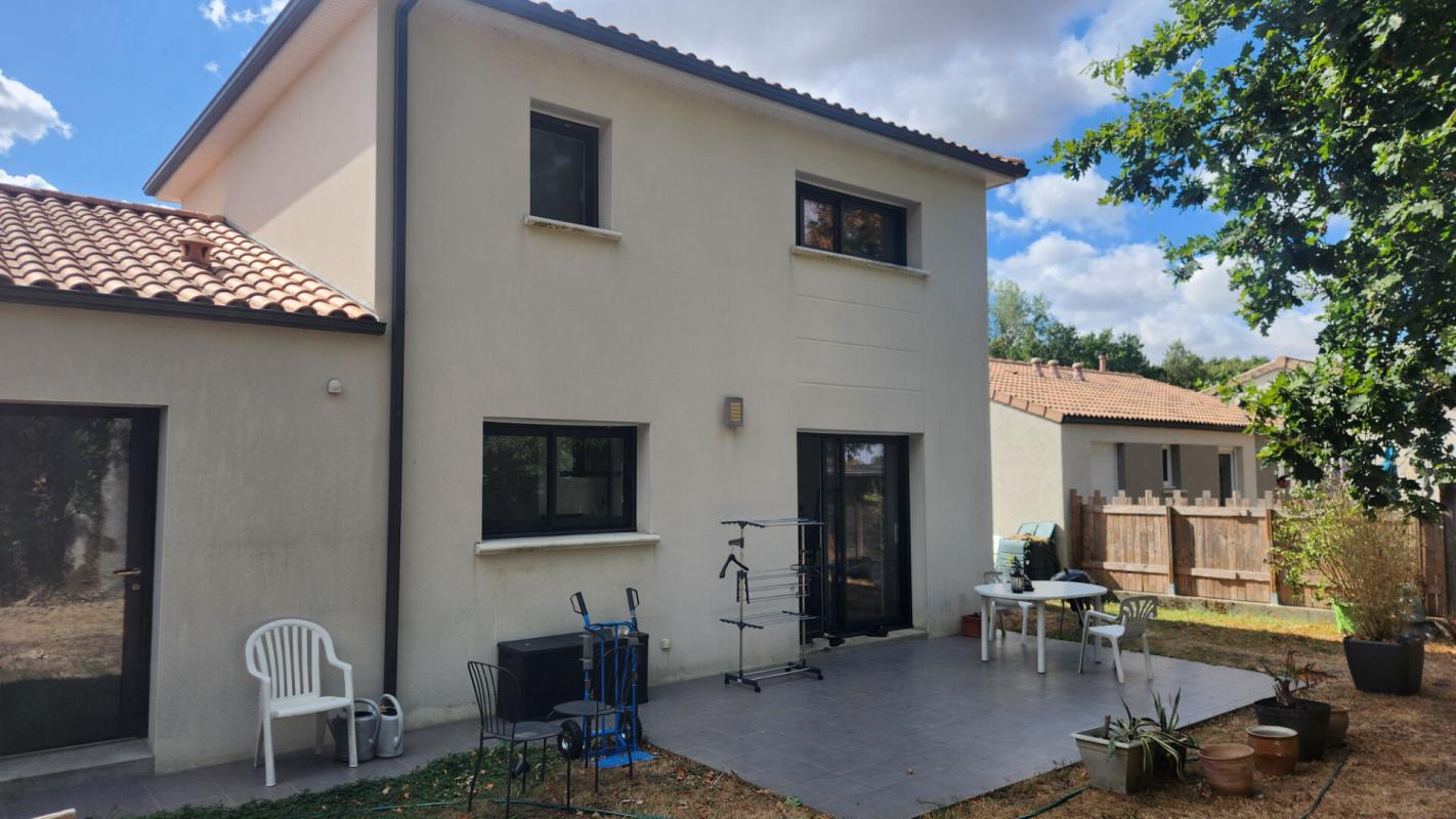 Maison 4 pièces 104 m² · à Gorges · 104 m² · 334 000 €