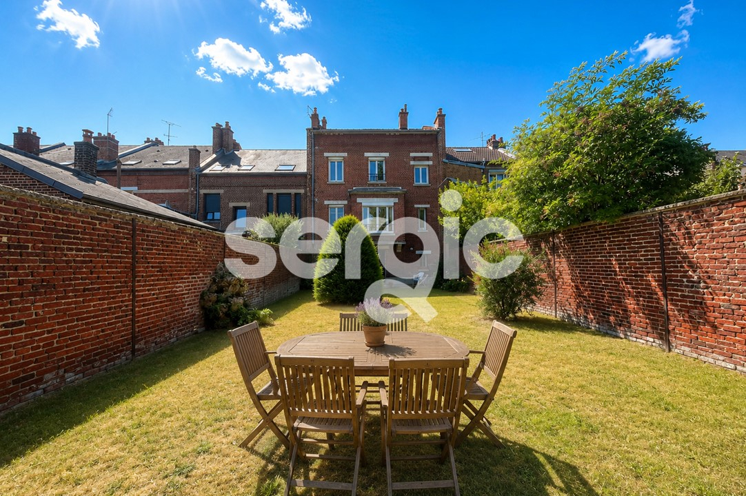 Maison 5 pièces 183 m² · à Amiens · 183 m² · 527 500 €