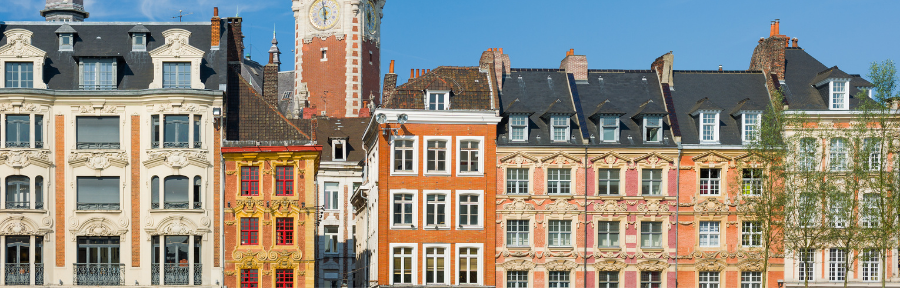 vue sur les immeubles de la Grand Place de Lille, où les logements ont un loyer élevé